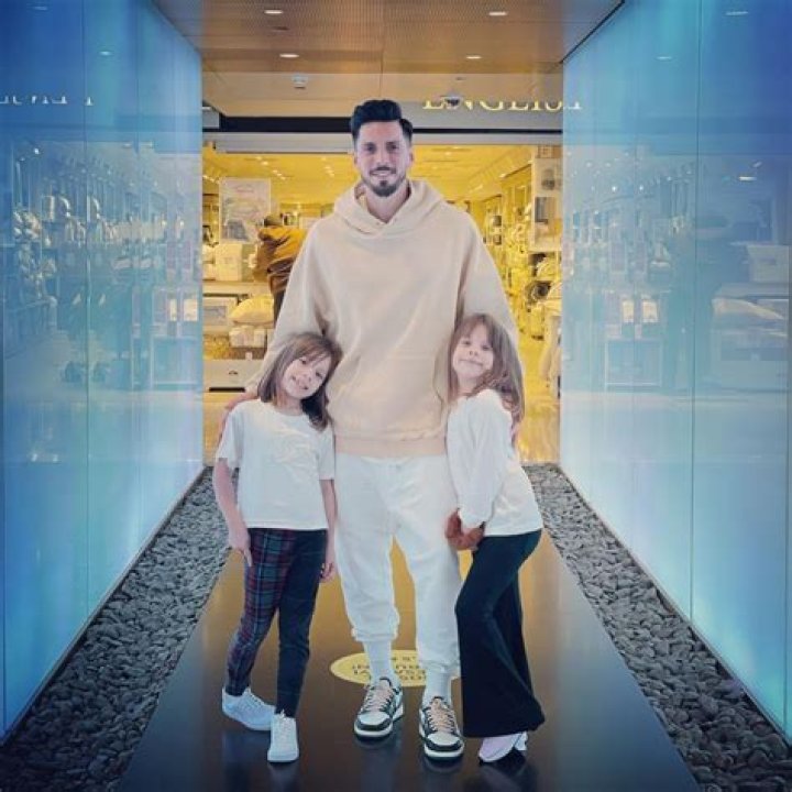 Camila Homs' Partner: Unpacking Her Life with José Sosa, Her 'Little Prince'