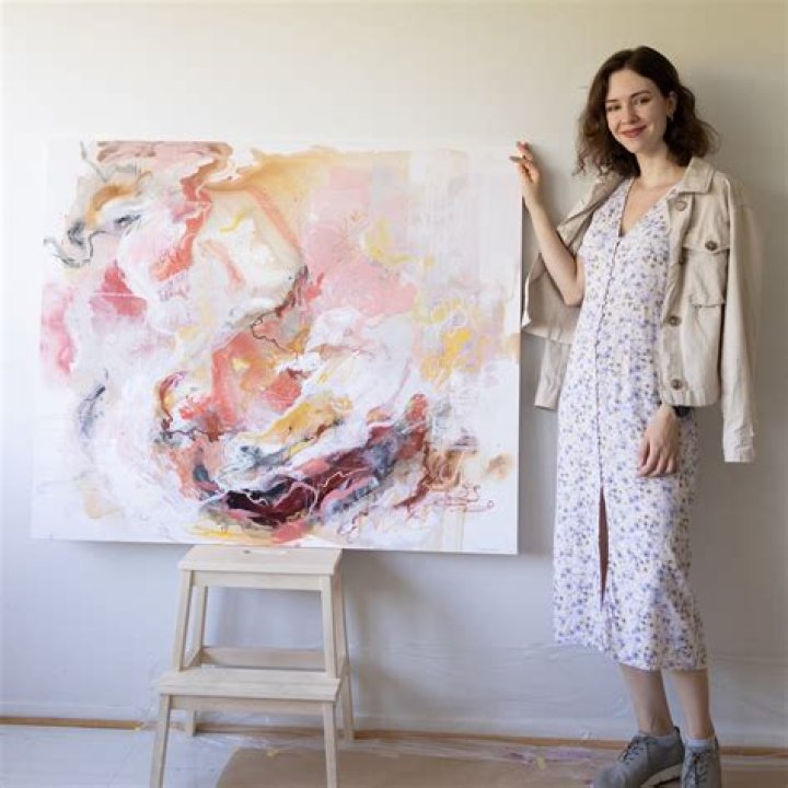 Discovering Milo Moire: A Look at Her Artistic Expressions