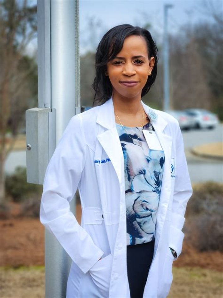 Dr. Ashley Cobb Valley Healthcare: Discovering the True Stars of Patient Care