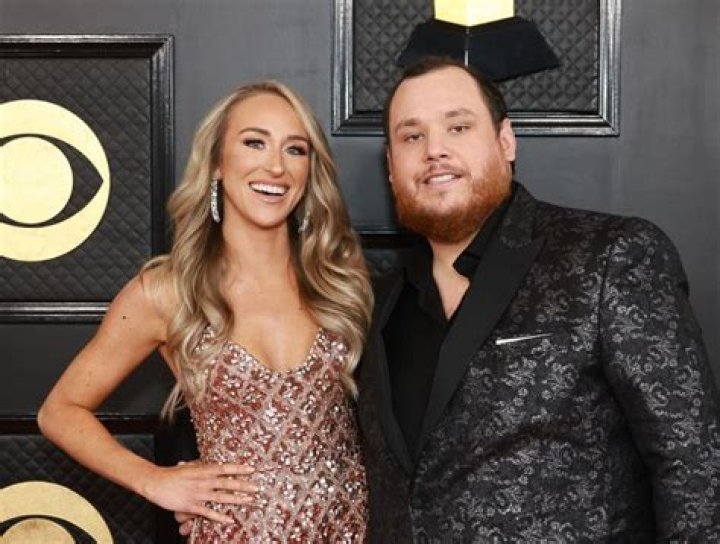 How Tall Is Riley Green? A Look at the Country Star's Impressive Stature
