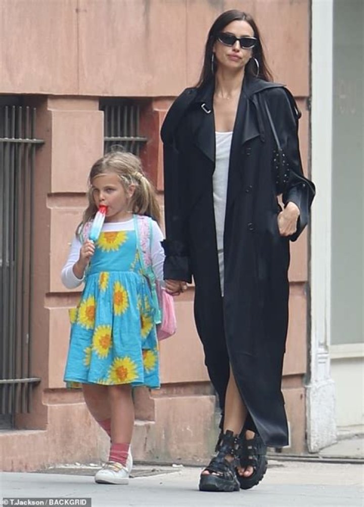 Irina Shayk Children: A Look at Her Private Family Life and the Meaning of a Name