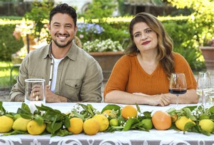Is Alex Guarnaschelli Married? Her Current Relationship Status Revealed