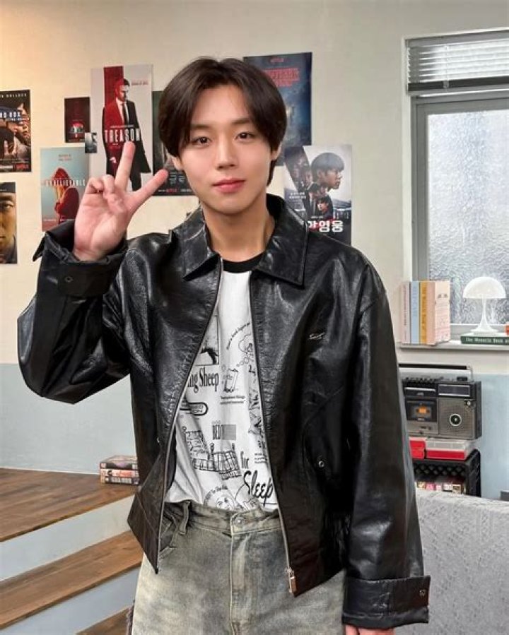 Park Jihoon's Journey: From Child Actor to Beloved Solo Artist