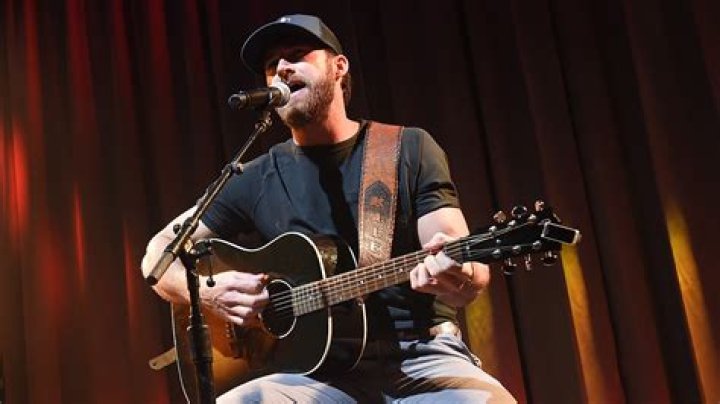 riley green: Your Guide to the Country Star's Music, Tours, and Latest News