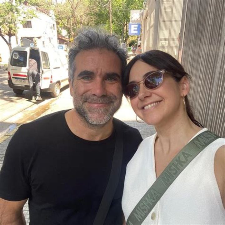 Understanding the Discussion Around Ximena Saenz's Online Content