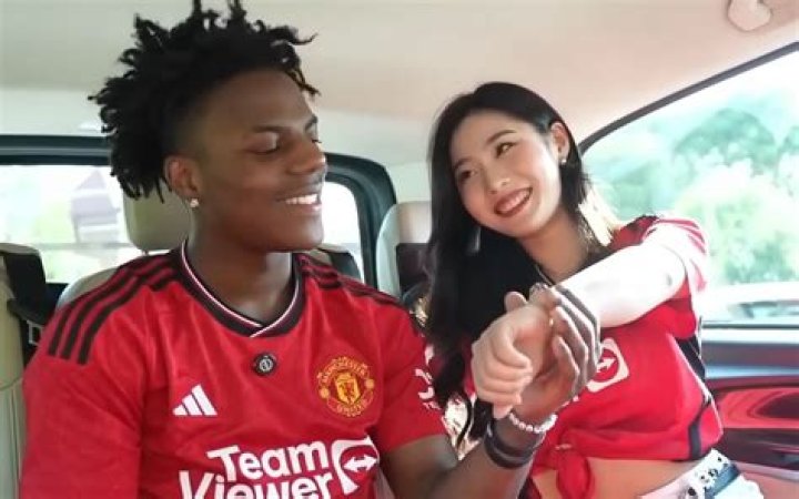 Unpacking the Mystery: What's the Real Story Behind Amy Flamy's Age?