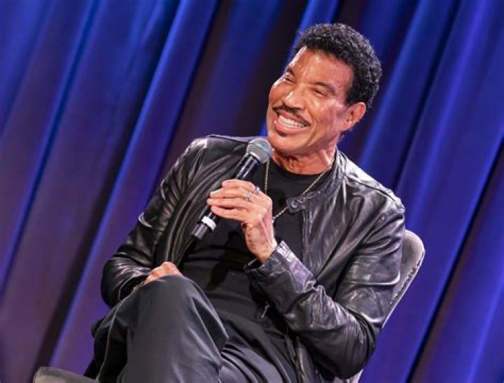 Was Richie in Love with Eddie? Unpacking the Man Behind the Music – Lionel Richie's Story