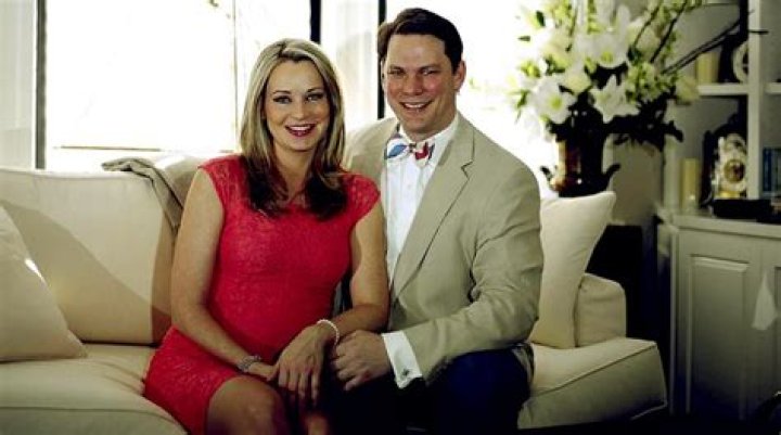 Who is Sandra Smith Married To? Unveiling Her Life Partner